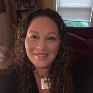 Meet your Posher, Alicia