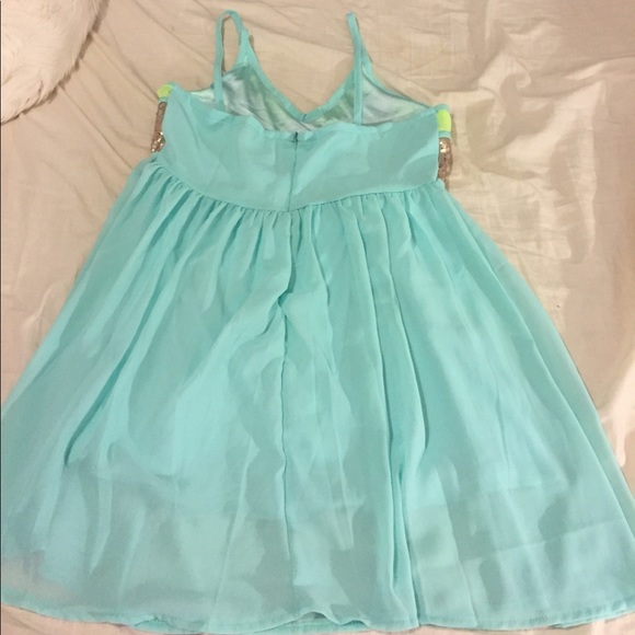 🆑FINAL PRICE‼️ Mint spaghetti strap Dress with gold and green - Picture 3 of 4