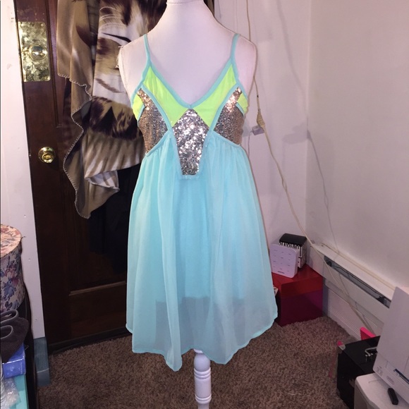 Dresses & Skirts - 🆑FINAL PRICE‼️ Mint spaghetti strap Dress with gold and green