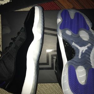 Jordan Space jam 11