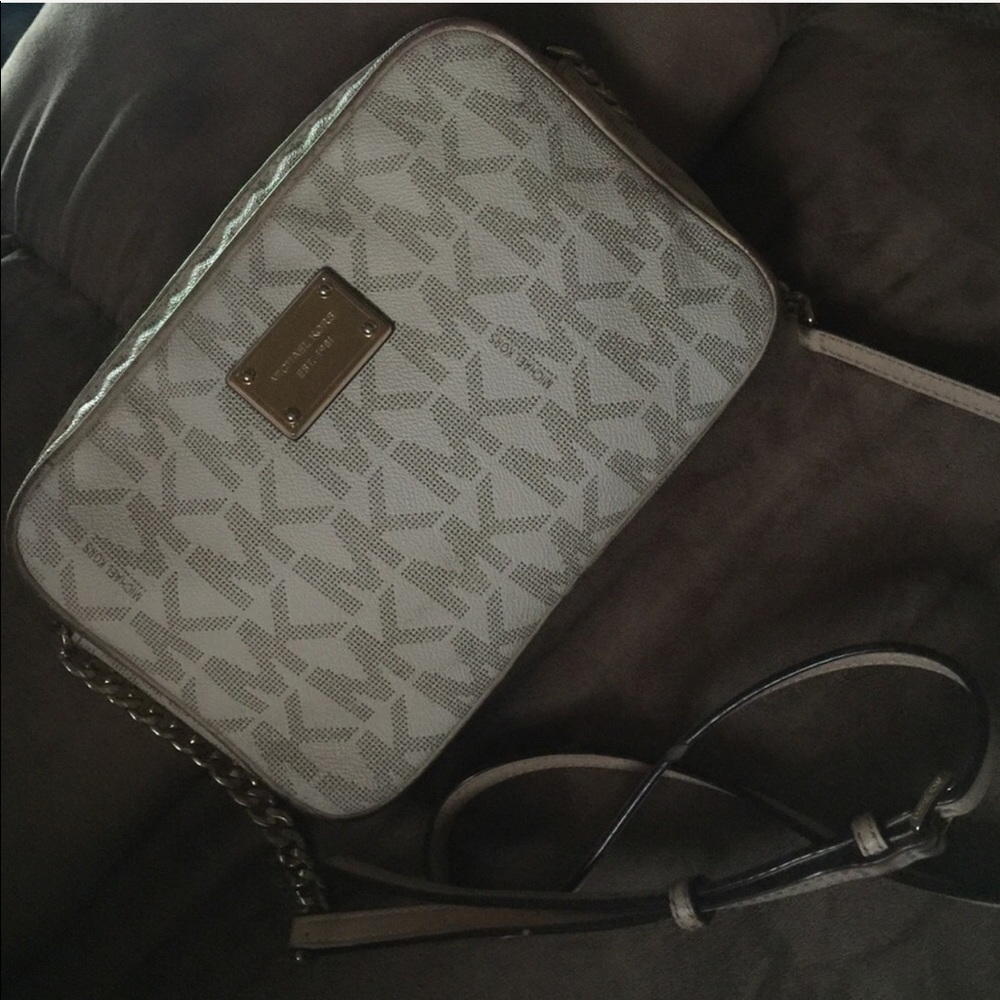 MK Large Jet Set