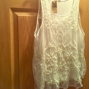 AE White Flowy Tank