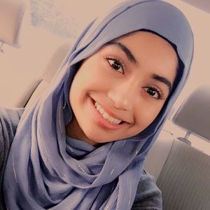 Meet your Posher, Amanah