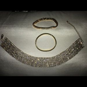 CHOCKER AND BRACELET JEWELRY SET❣️