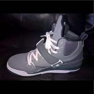 Jordan's- gray & white