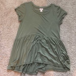 Mossimo green ruffle peplum top (M)