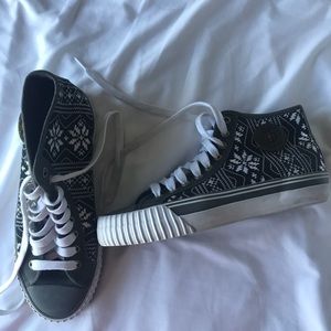PF Flyers