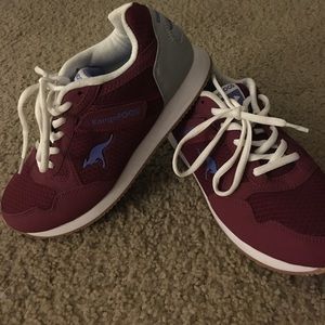 Kangaroo women's mesh shaker jogger sneaker.