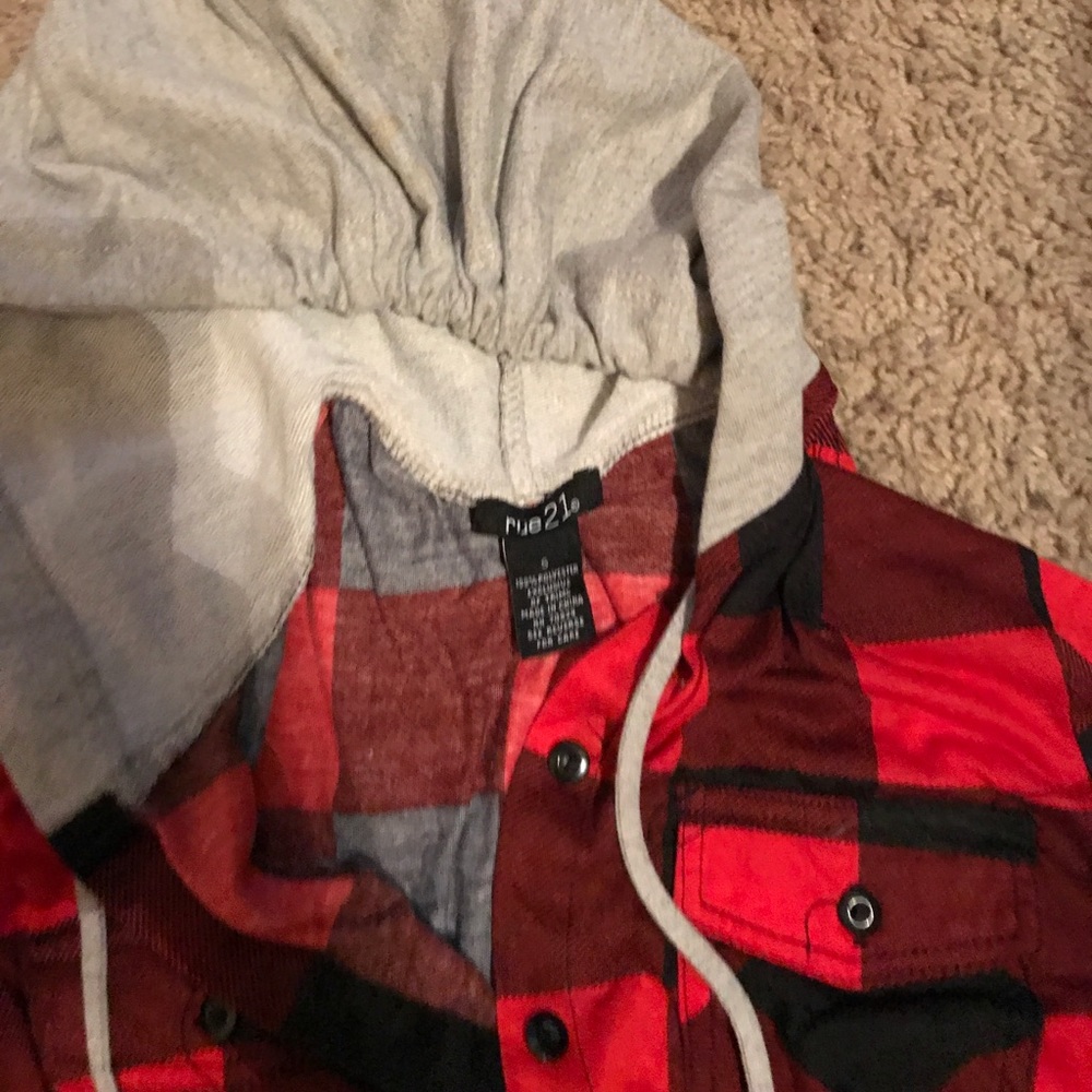 Button down - Picture 2 of 2