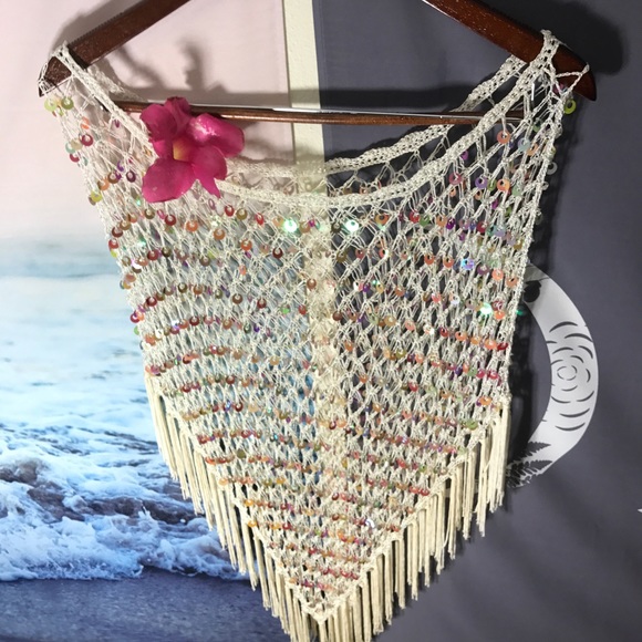 🌸✨ Hand Made Sequin Knit Poncho - Picture 4 of 4