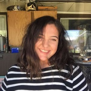 Meet your Posher, Raquel