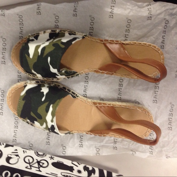 Bamboo Shore-02S Camo Slingback Espadrilles - Picture 6 of 7
