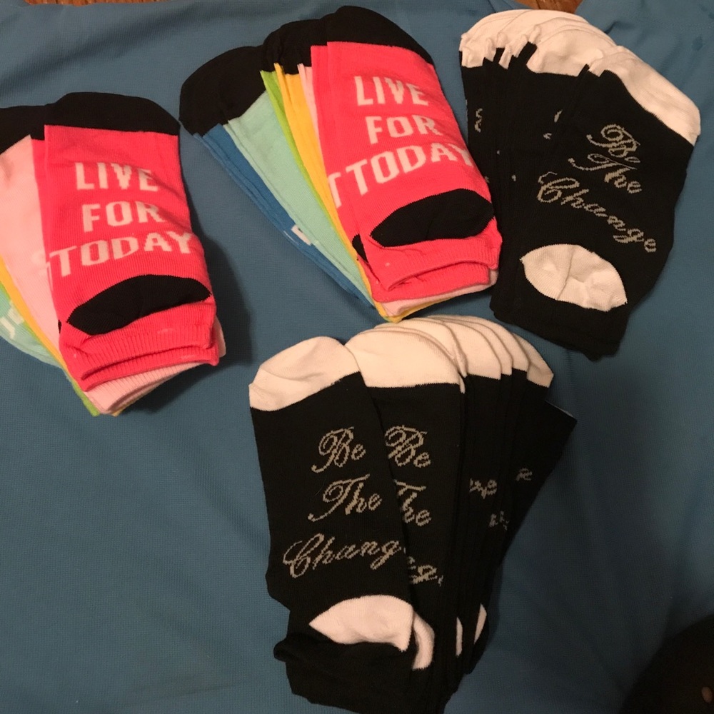 Sold!!!24pair of ankle socks with quotes f