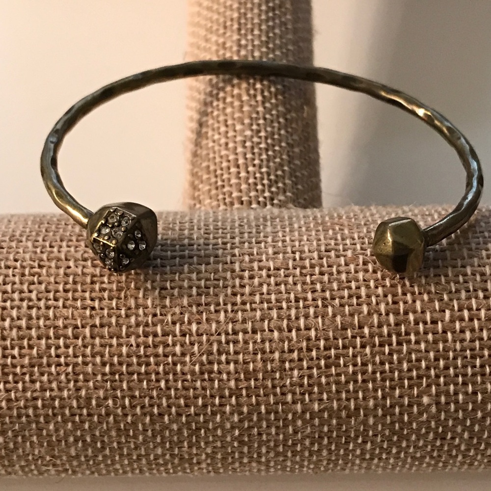 Silpada K&R On the Dot Cuff