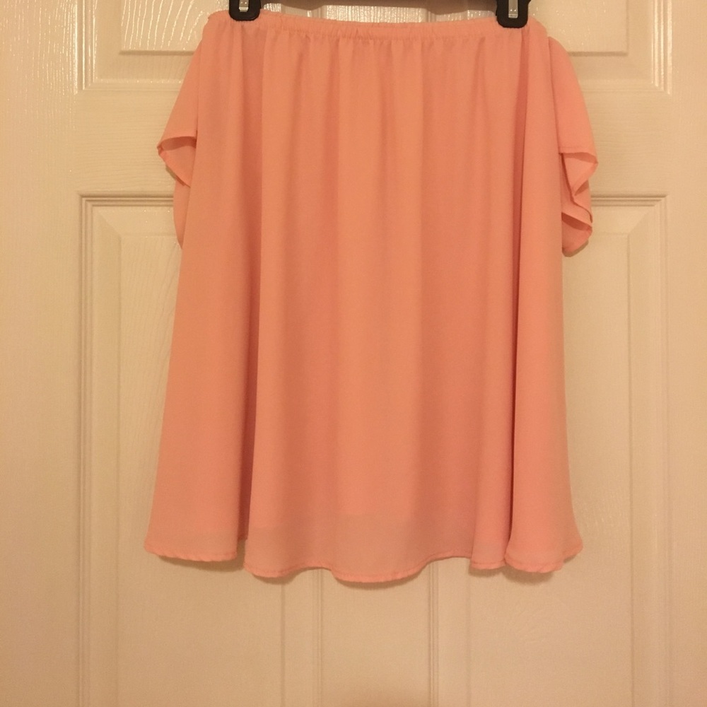 NWOT Off the Shoulder Top