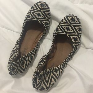 Lucky brand flats
