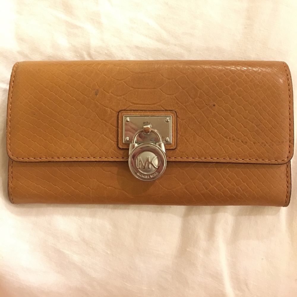 Michael Kors Hamilton wallet- crocodile emboss