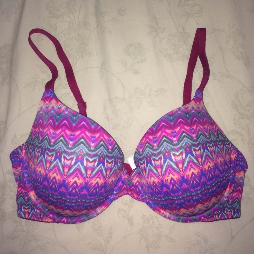Victoria's Secret PINK push-up bra