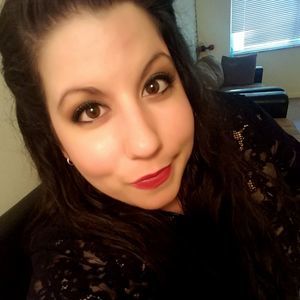 Meet your Posher, Alisha
