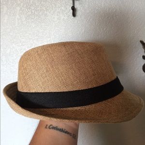 Fedora.
