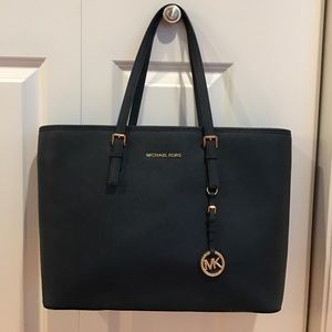Michael Kors tote