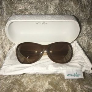 NEW - Oakley Women Sunglasses Bronze