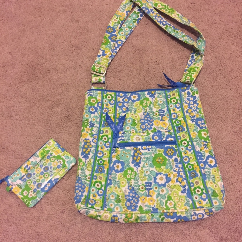 !!SALE!! NWOT Vera Bradley Hipster Bag