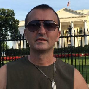 Meet your Posher, Ion