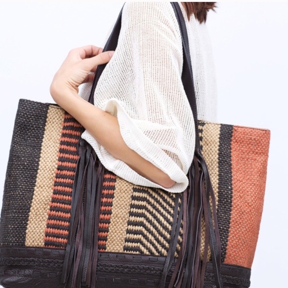 Zara Handbags - NWT SUPER HUGE ZARA TOTE BAG WITH FRINGE.
