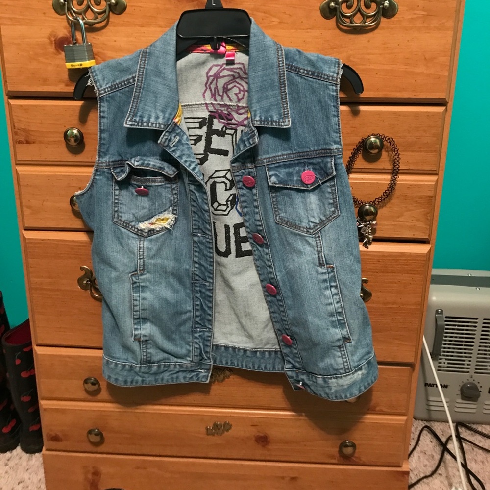 Jean  vest