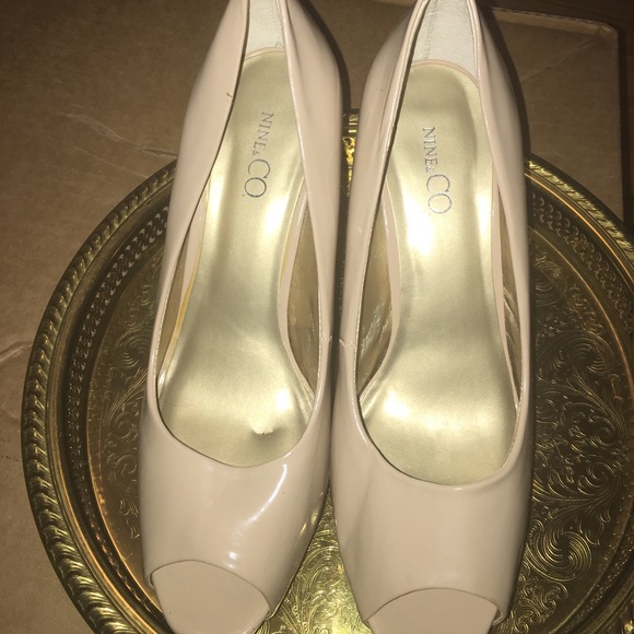 Nude pumps - Picture 2 of 2