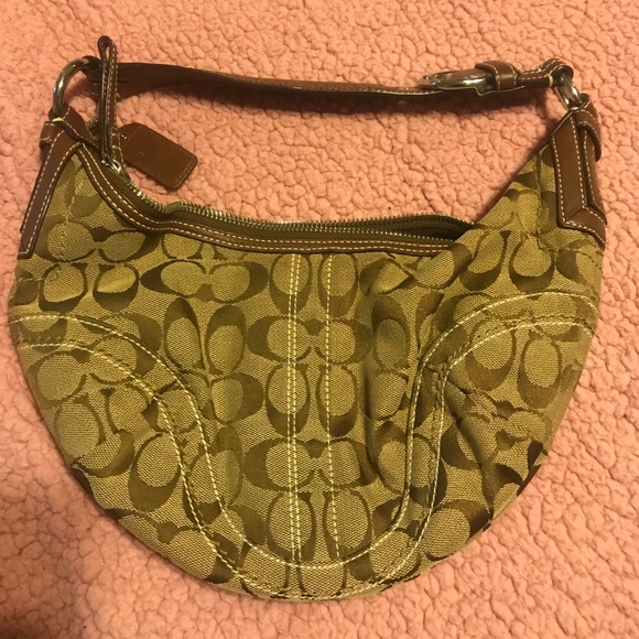 Small authentic Coach Hobo - Picture 1 of 5
