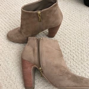 Ankle booties