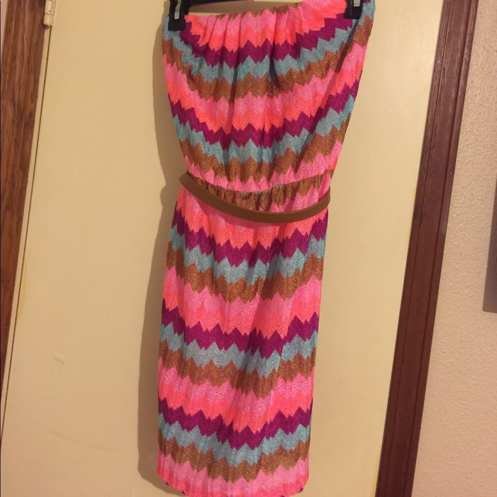 Strapless vibrant colored short dress
