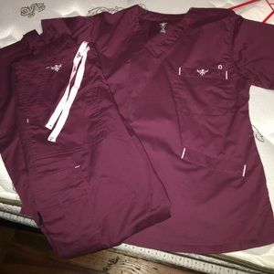 Med Couture scrub set