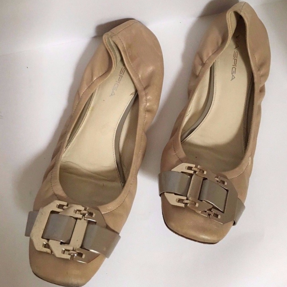 VIA SPIGA Nude Ballet Flats With Buckle Detail