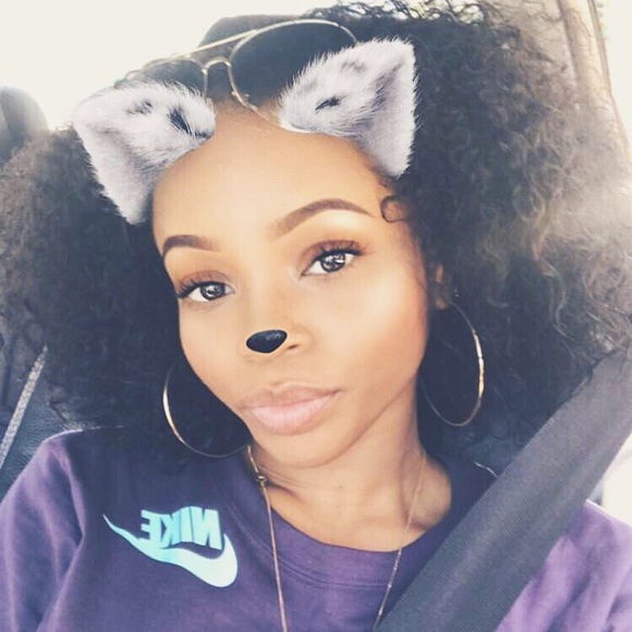 Meet your Posher, Mozelle - Picture 1 of 1