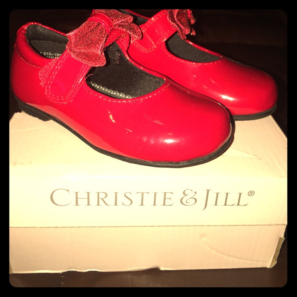 Patent leather toddler dress shoes