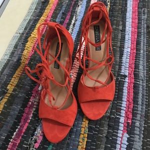 Trendy orange strap up heels!!! 👠 👠