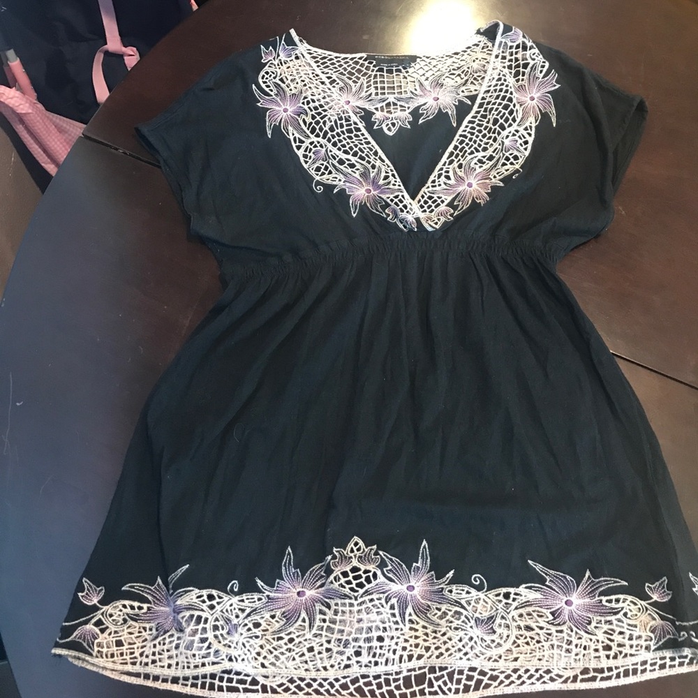 Bcbg black tunic
