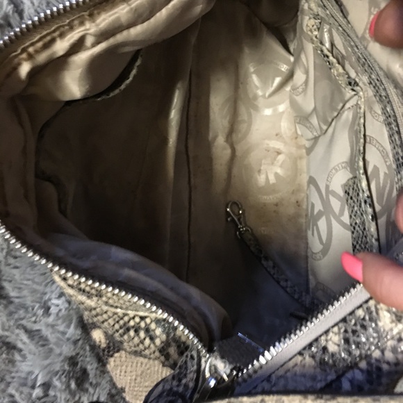 Authentic Michael Kors leather python print bag - Picture 6 of 8