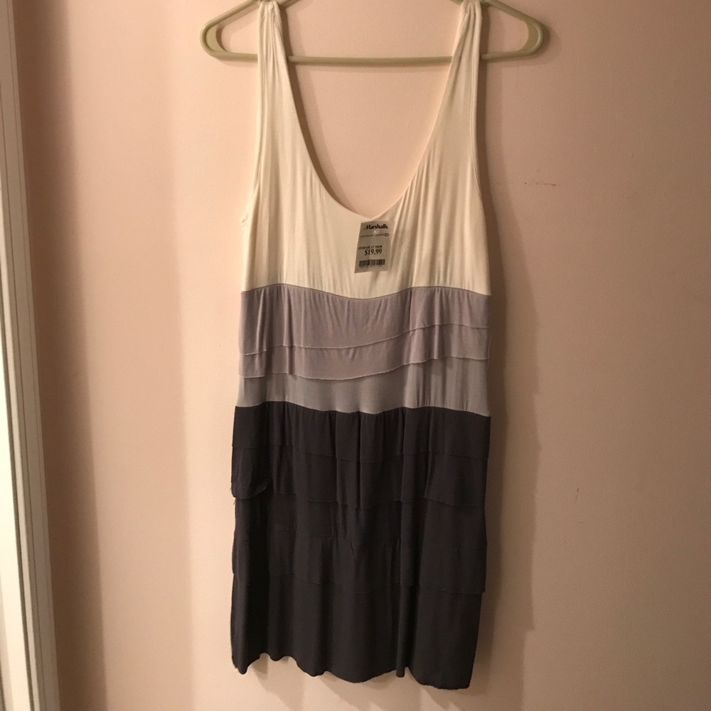 Tri-colored layer dress