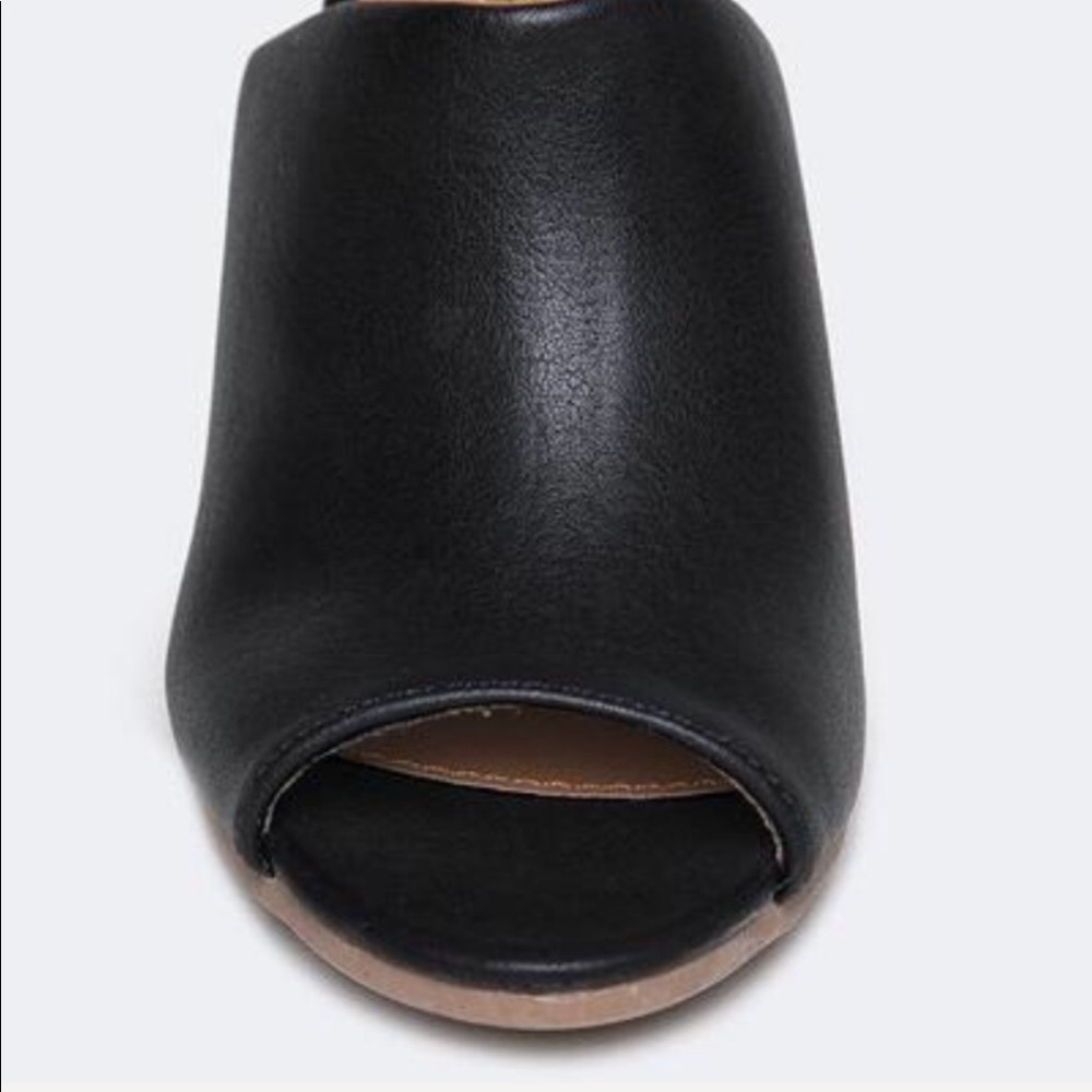 Black Chic Peep Toe Open Back Mules - Picture 5 of 5