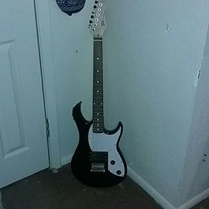 Black and white electric gutar