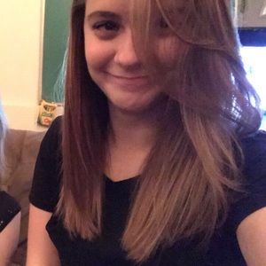 Meet your Posher, Rebecca