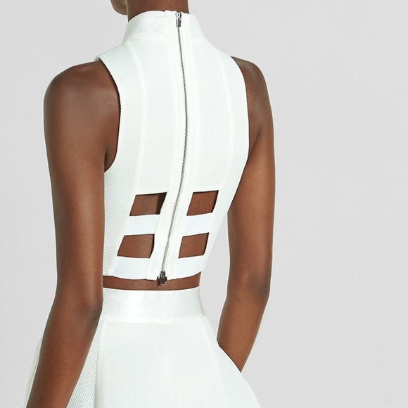 EXPRESS IVORY BONDED MESH CROPPED TANK &FULL SKIRT - Picture 3 of 8