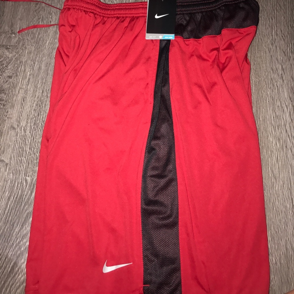 Nike short