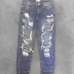 Ripped Boyfriend Jeans