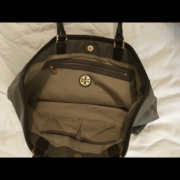 Tory Burch Tote Bag - Picture 4 of 6