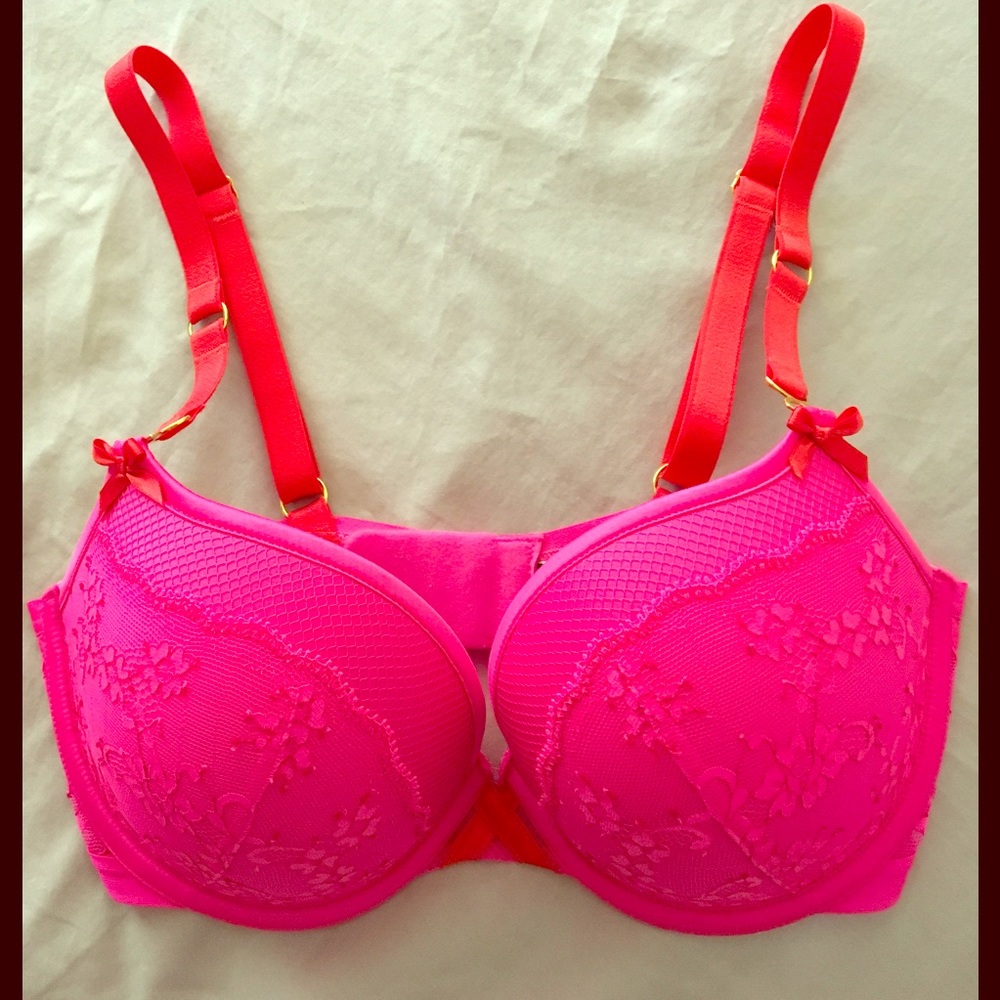 Hot pink Victoria secret bra 32 DD